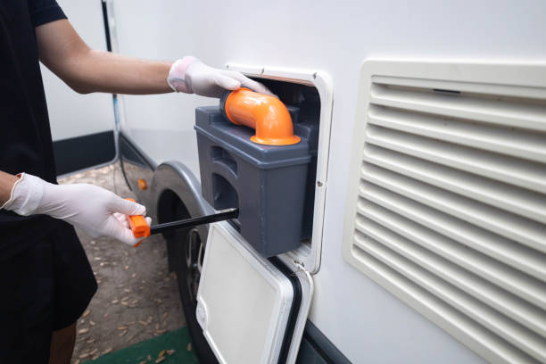 Best Portable bathroom rental  in Fulton, MS